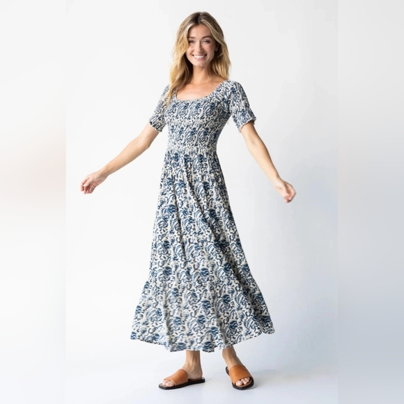 NATURAL LIFE Dresses & Skirts - Natural Life Daisy Tiered Midi Dress Ivory Blue Vines Size Medium